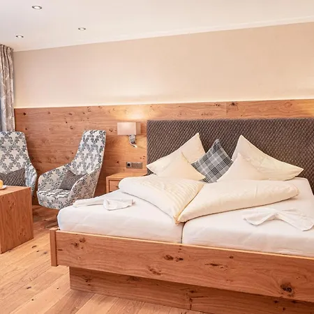 Hotel Parkhotel Burgmuehle 4*