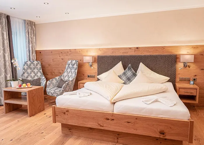 Отель Parkhotel Burgmuehle 4*